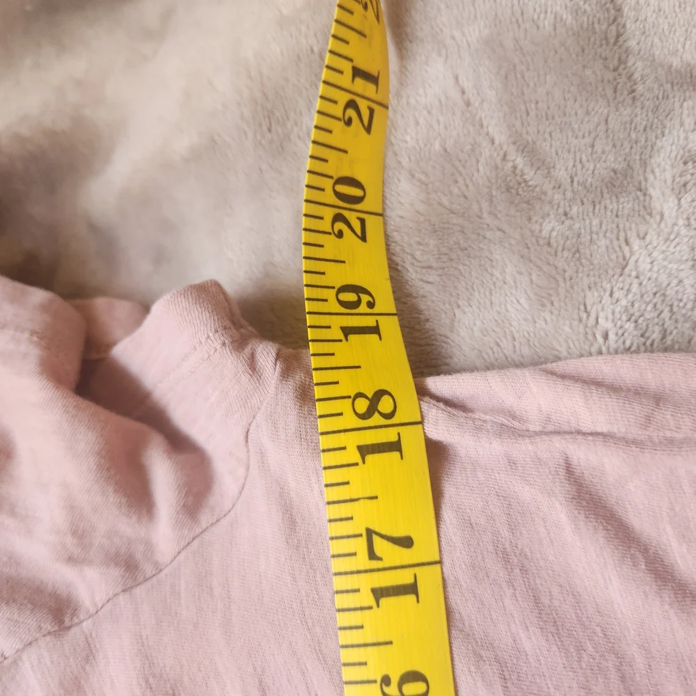 Madewell Blush V-Neck Short Sleeve Tee - Picture 5 of 5